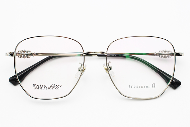 نظارة مان ميتال – فضي