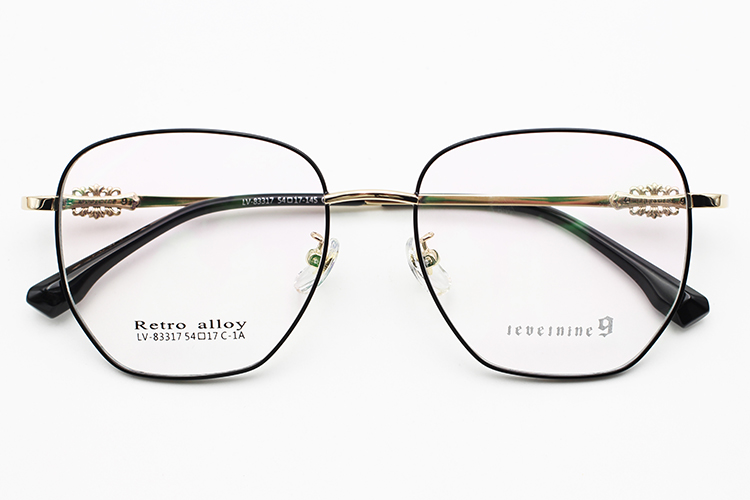 نظارة مان ميتال - أسود وذهبي