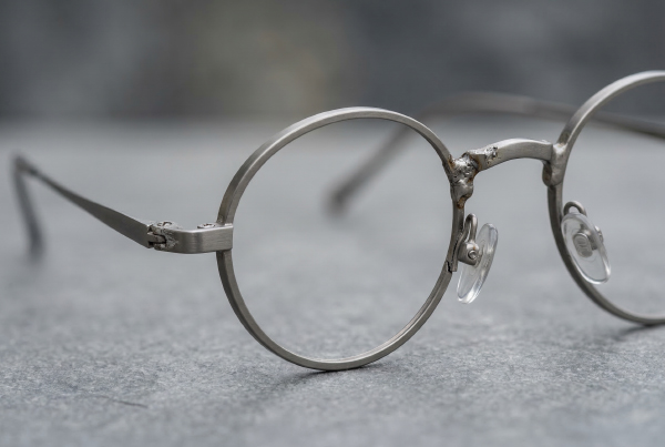 الضعف الهيكلي في التيتانيوم منخفض الدرجة