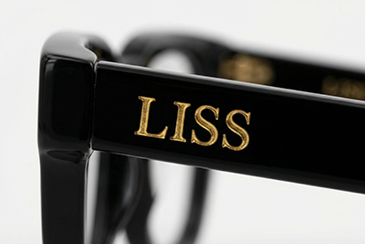 النقش بالليزر على إطارات الأسيتات