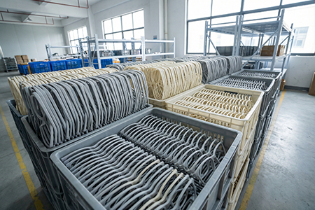 تصنيع إطارات TR90