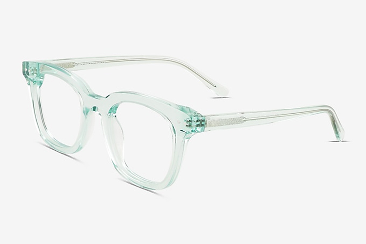 إطارات ملونة واضحة