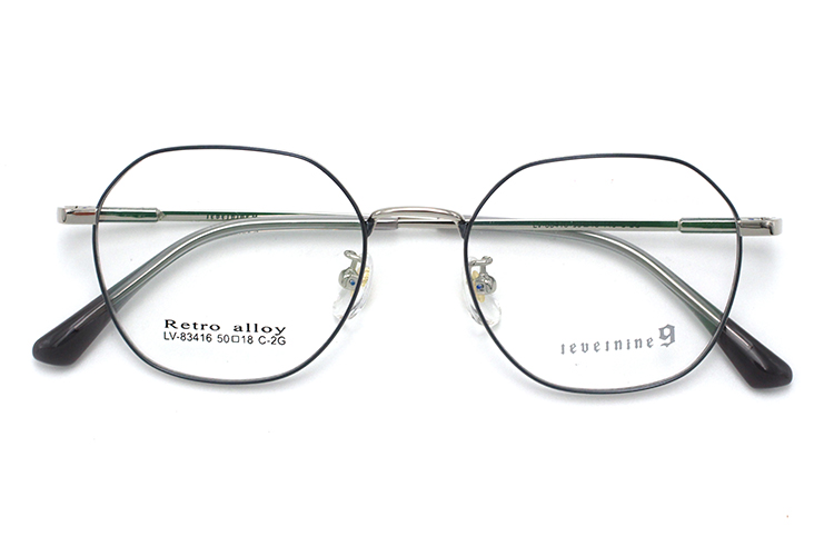 إطارات معدنية مصممة - بندقية