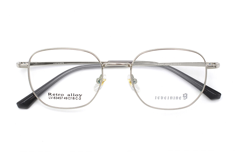 إطار Chasma بتصميم جديد - فضي