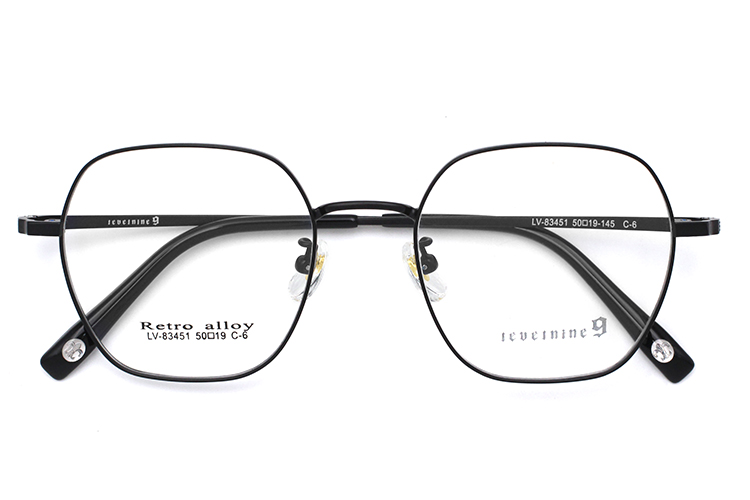 نظارة بإطار مربع كبير - أسود