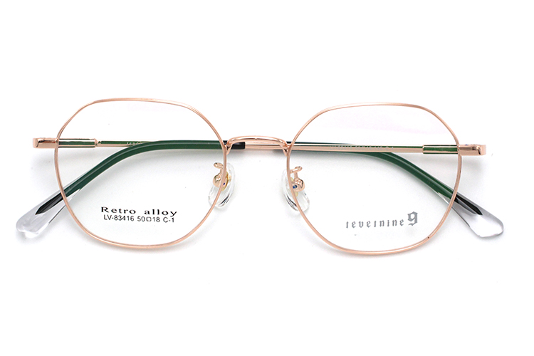 إطارات معدنية مصممة - ذهبي