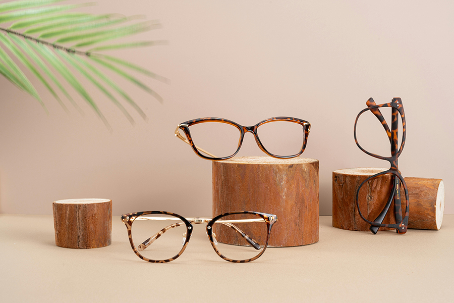 مزايا الإطار البصري خلات