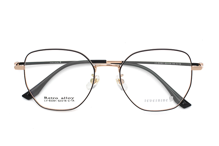 إطارات النظارات الفاخرة باللون الأسود – الذهبي